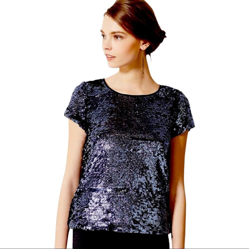 𝅺ANTHROPOLOGIE Leifsdottir Blue Sequin T Shirt Size XS